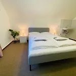 Ostsee-landhaus Maehl In Mit Sauna Und Kamin Auch Fuer Gruppen *