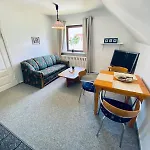 Ostsee-landhaus Maehl In Mit Sauna Und Kamin Auch Fuer Gruppen Hébergement de vacances