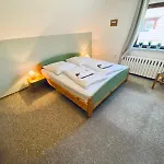 Ostsee-landhaus Maehl In Mit Sauna Und Kamin Auch Fuer Gruppen Hébergement de vacances *