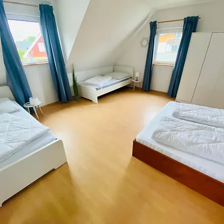 Ostsee-landhaus Maehl In Mit Sauna Und Kamin Auch Fuer Gruppen *