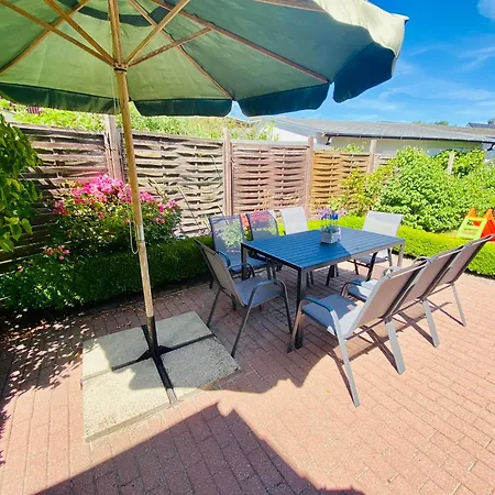Holiday home Ostsee-landhaus Maehl In Mit Sauna Und Kamin Auch Fuer Gruppen Prerow
