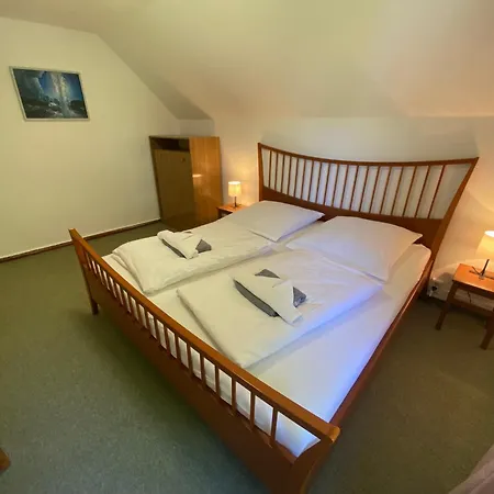 Feriehus Ostsee-landhaus Maehl In Mit Sauna Und Kamin Auch Fuer Gruppen *