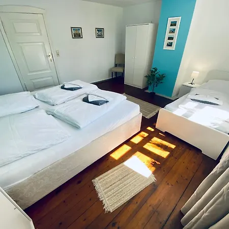 Ostsee-landhaus Maehl In Mit Sauna Und Kamin Auch Fuer Gruppen Prerow