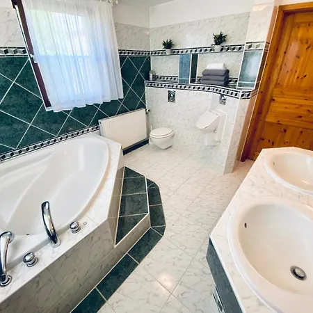Holiday home Ostsee-landhaus Maehl In Mit Sauna Und Kamin Auch Fuer Gruppen Prerow